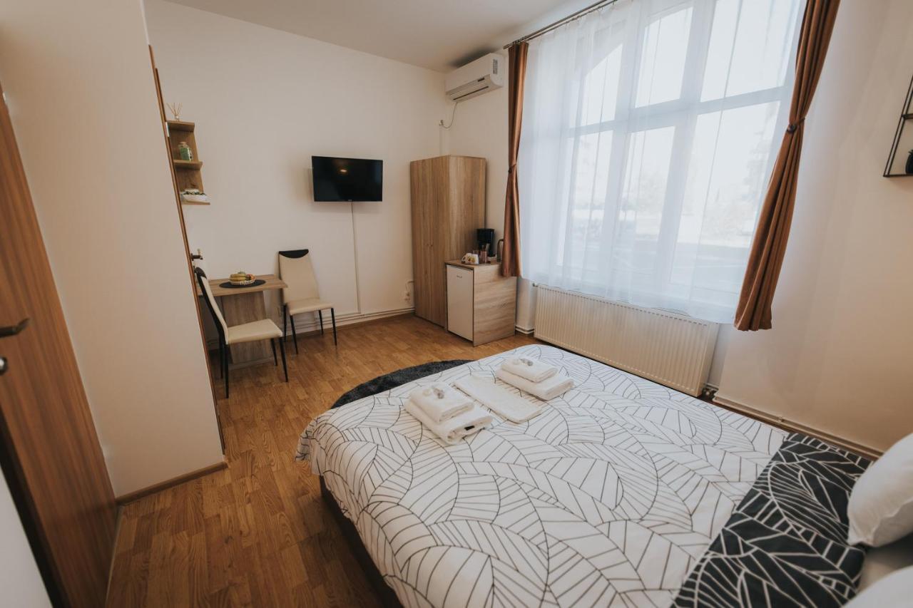 Gavri'S Classic Apartment Sibiu Bagian luar foto