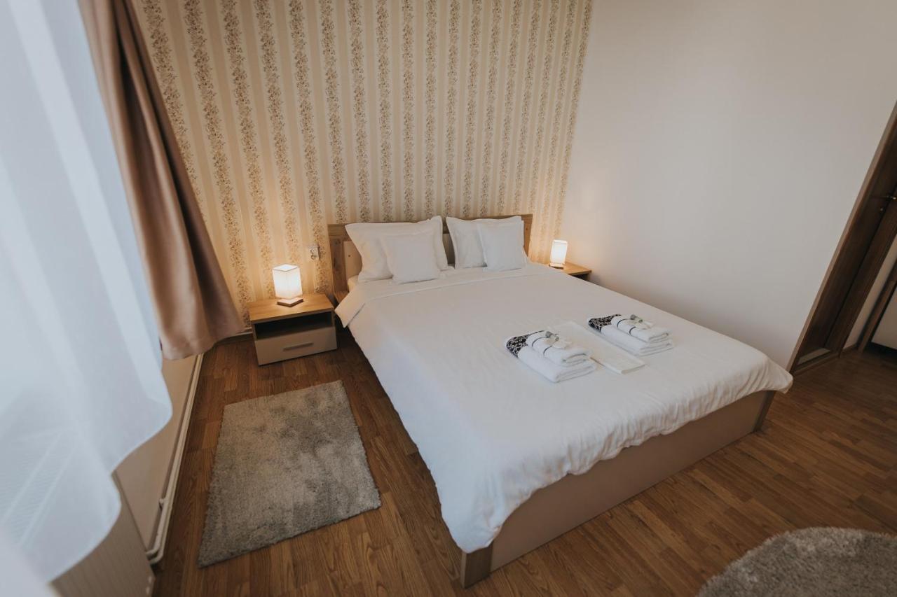 Gavri'S Classic Apartment Sibiu Bagian luar foto